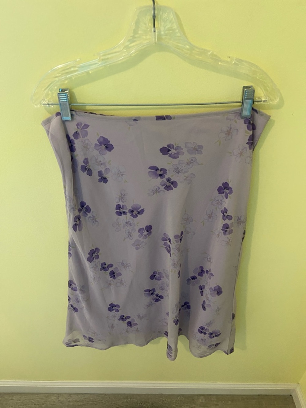 UNIF Lavender Floral Slip Skirt - Picture 3 of 4